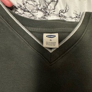 Old Navy Sweater/ Crewneck